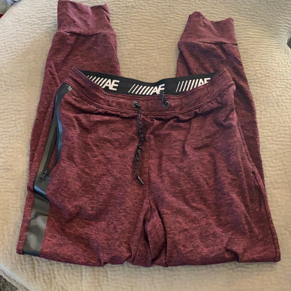 Men’s AEActive joggers M